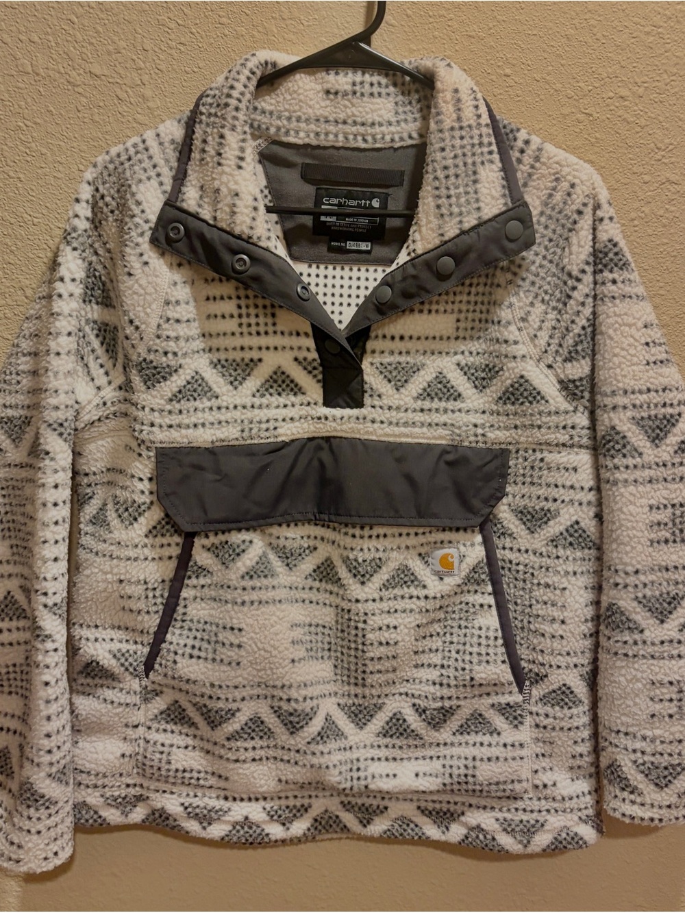 Carhartt Women’s Cream & Gray Geometric Sherpa Snap Pullover